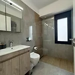 Apartment Luxe Benedenwoning Nula Kos Town