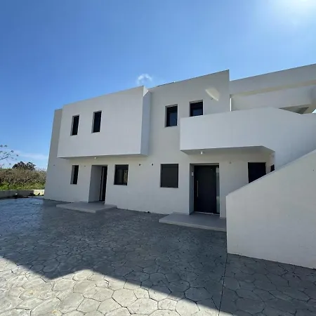 Apartment Luxe Benedenwoning Nula *