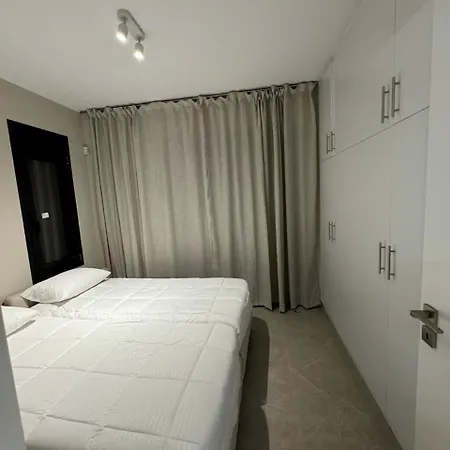 Luxe Benedenwoning Nula *