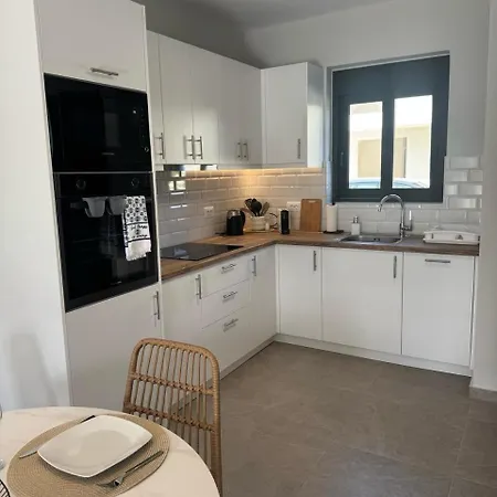 Luxe Benedenwoning Nula Kos Town