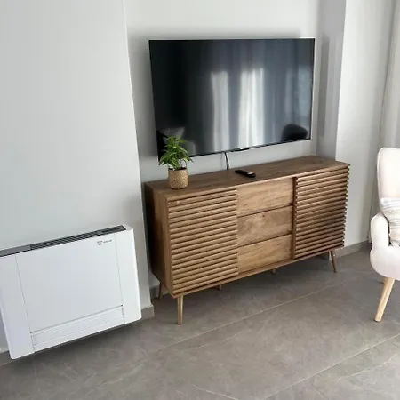 Luxe Benedenwoning Nula Διαμέρισμα *