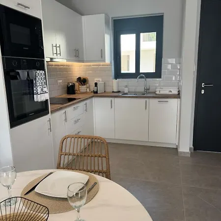 Luxe Benedenwoning Nula Διαμέρισμα *