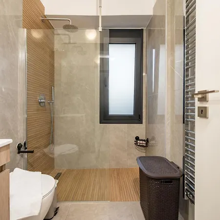 Luxe Benedenwoning Nula * 코스 타운