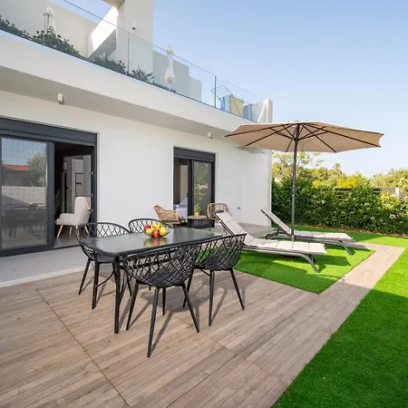 아파트 Luxe Benedenwoning Nula 코스 타운