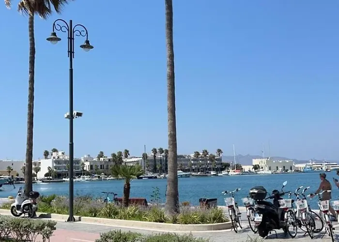 Luxe Benedenwoning Nula Lägenhet