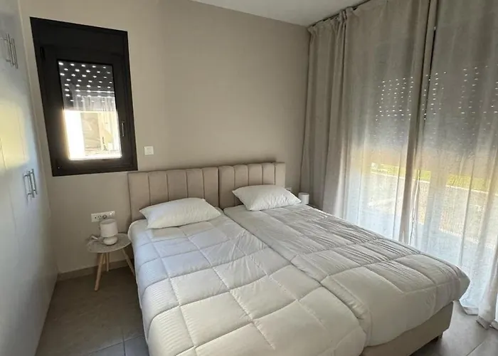 Luxe Benedenwoning Nula Lägenhet *