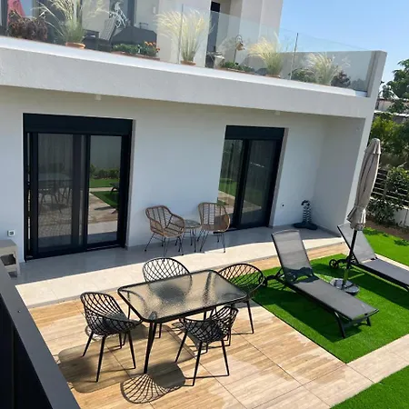 Luxe Benedenwoning Nula *